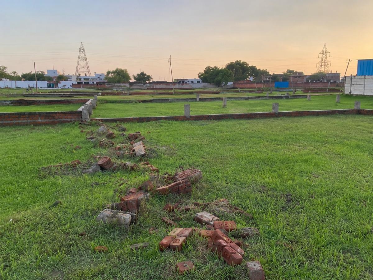 Plot in Ramnagar
